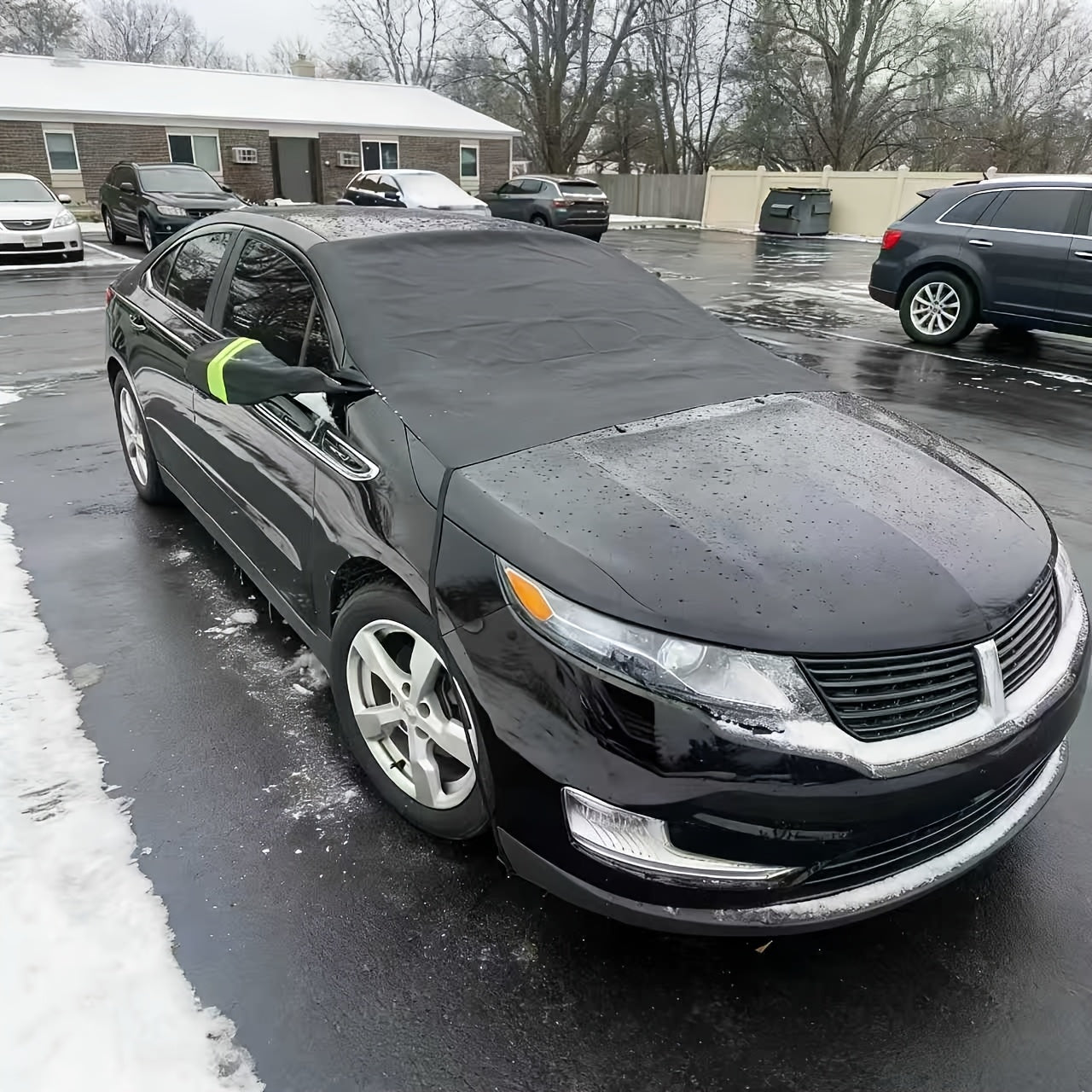 Portable Car Snow Shield, Easy to Install And Store, Car Snow Cover, Magnetically Fixed to Withstand Strong Winds, Full Coverage to Protect Against Snow And Frost, Suitable for All Seasons, Compatible with Most Cars